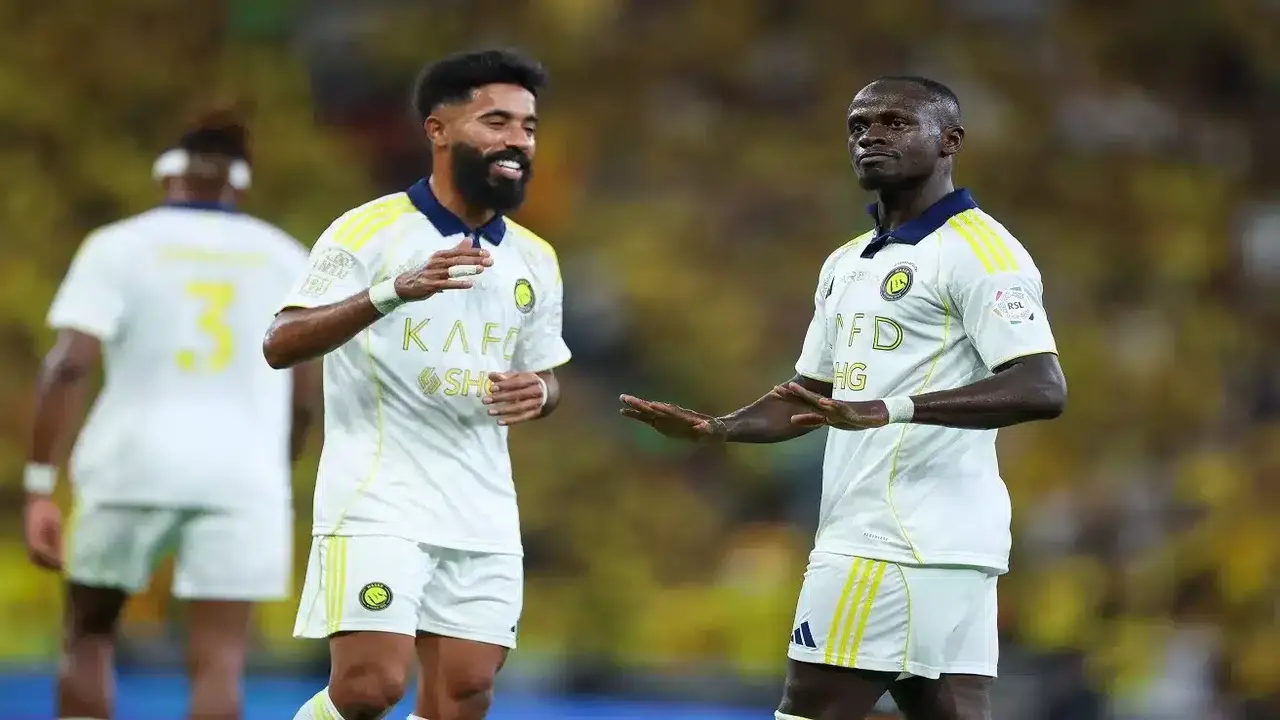جيسوس يحسم الغموض بشأن مشاركة ماني في مواجهة النصر ضد الشباب